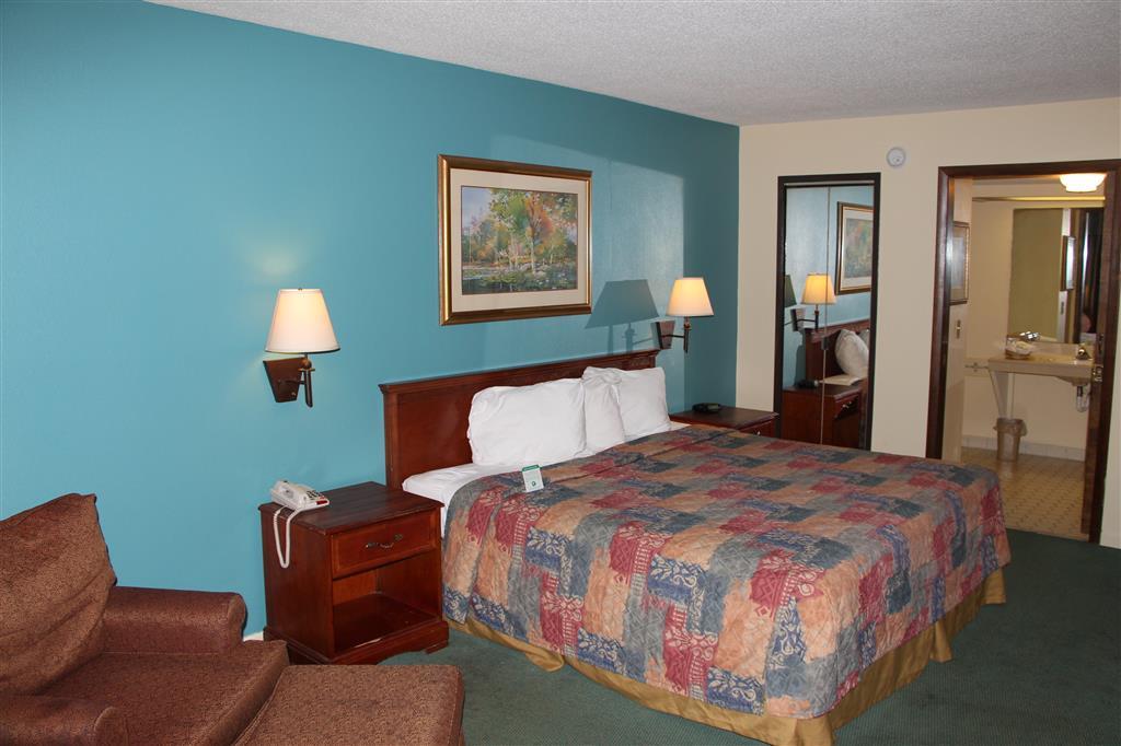 Red Roof Inn & Suites Monroe, Nc Phòng bức ảnh